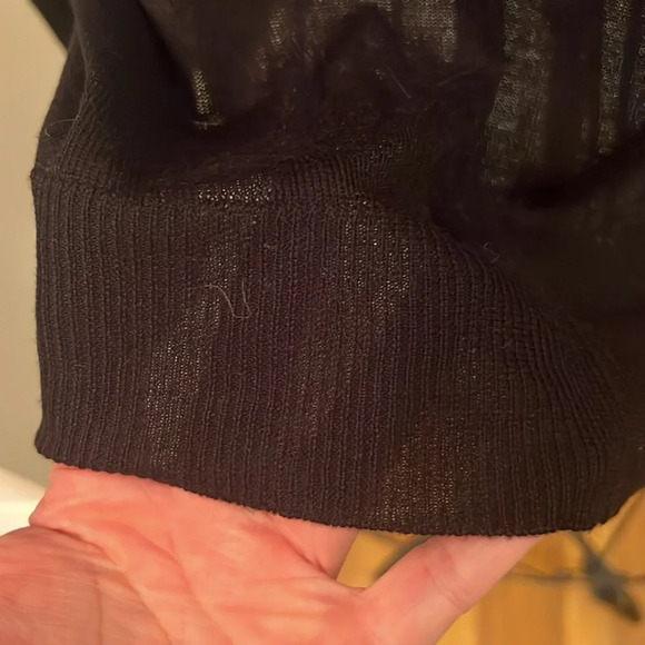 Zara Sweater-Size XL - Picture 4 of 7